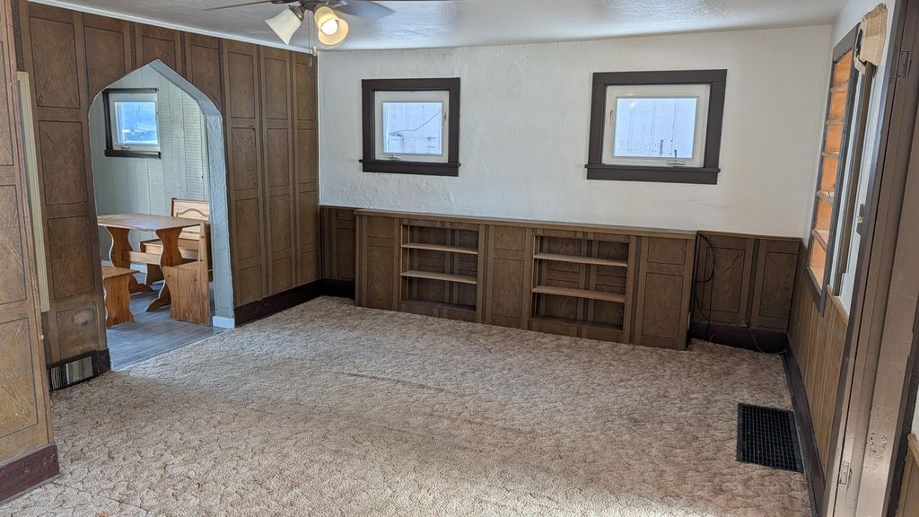 Photo of 1009 4th Avenue NE, Austin, MN 55912 (MLS # 7014132)