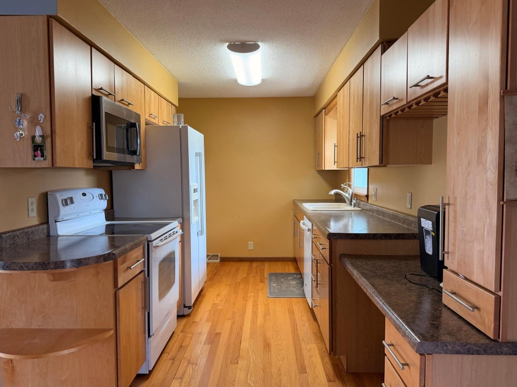 Photo of 117 Southdale Street SE, Sleepy Eye, MN 56085 (MLS # 7129671)