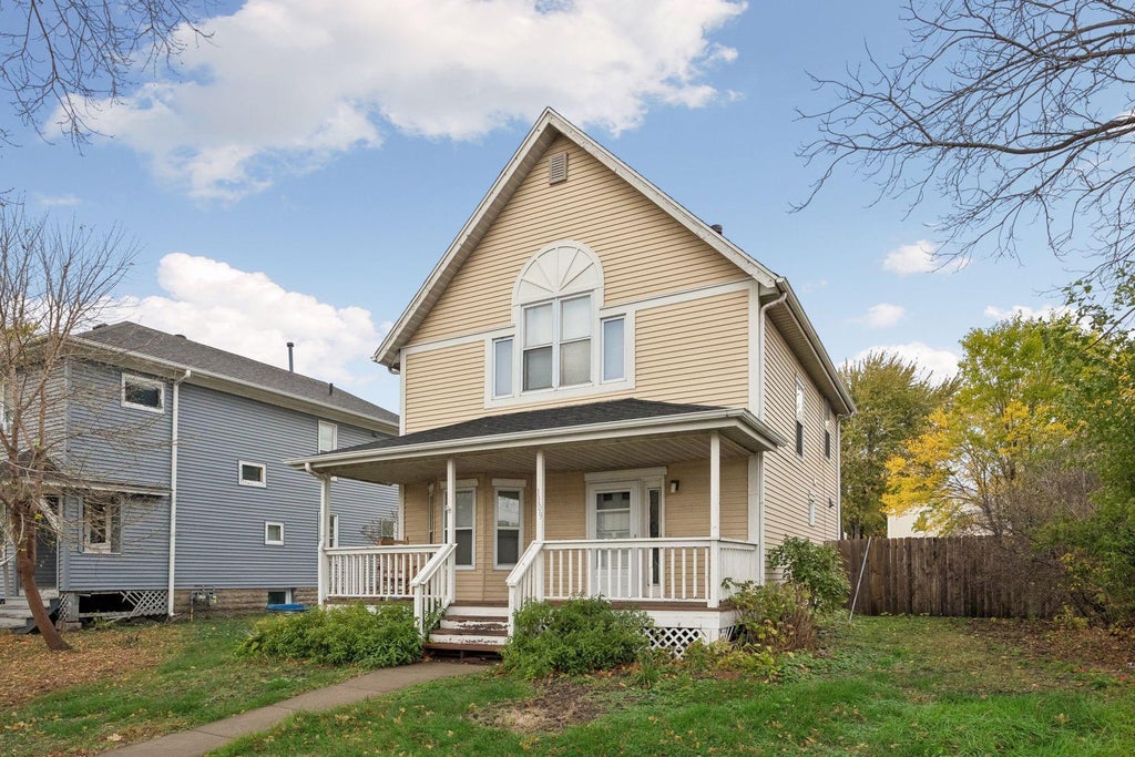 Photo of 1109 23rd Avenue SE, Minneapolis, MN 55414 (MLS # 7166276)