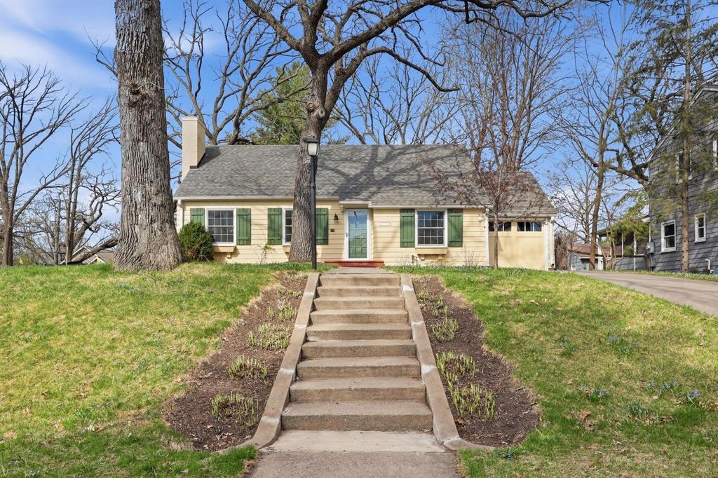 Photo of 4128 Brunswick Avenue S, Saint Louis Park, MN 55416 (MLS # 7056077)