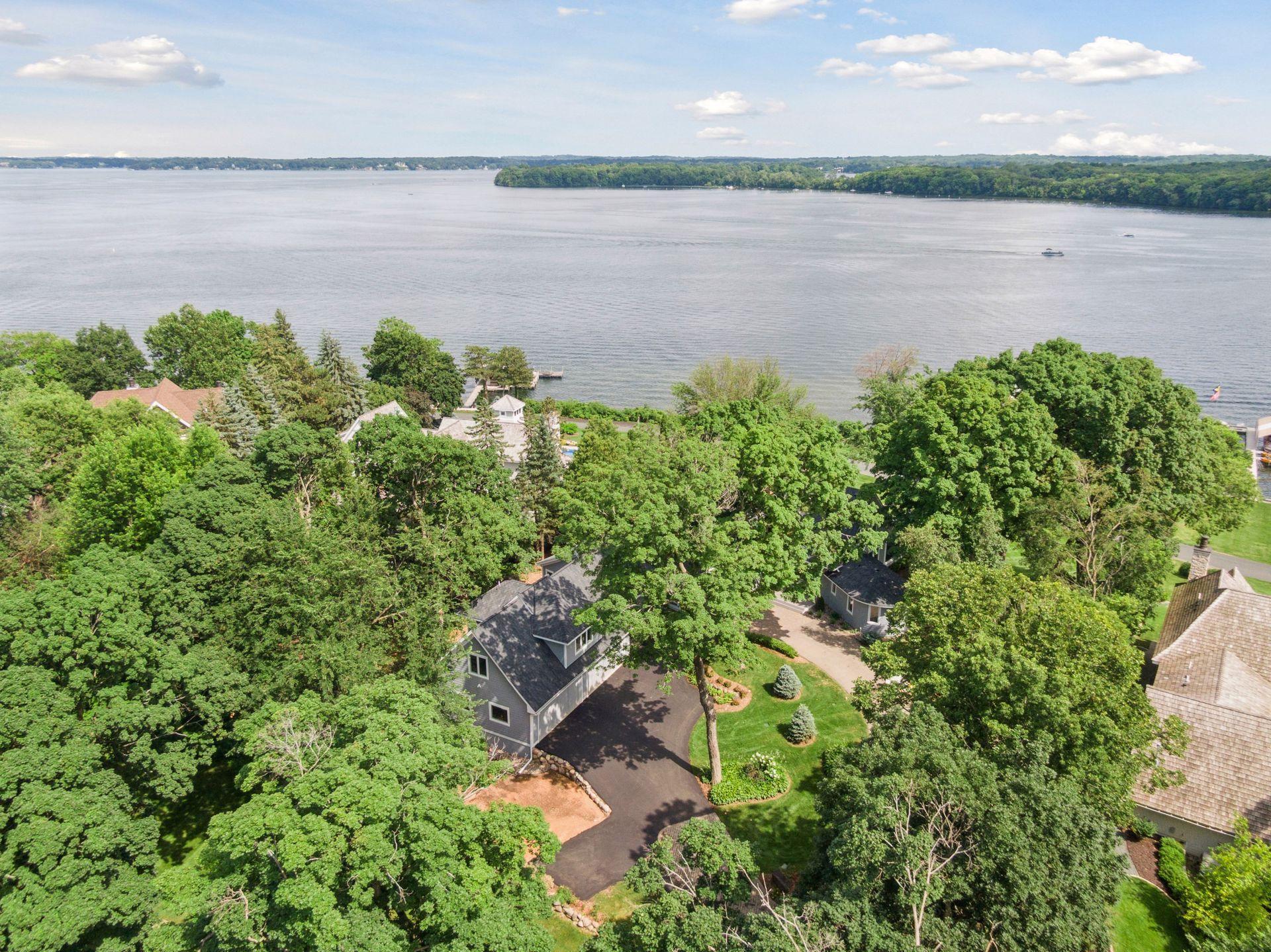 2462 Lafayette Road
