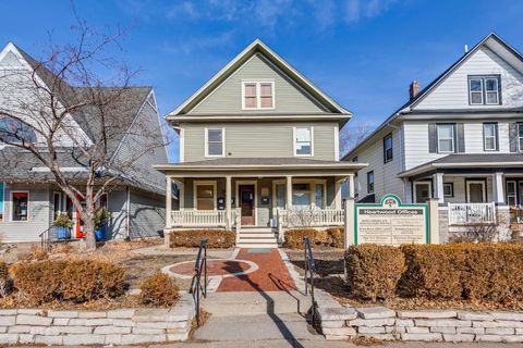 889 Grand Avenue Saint Paul MN 55105