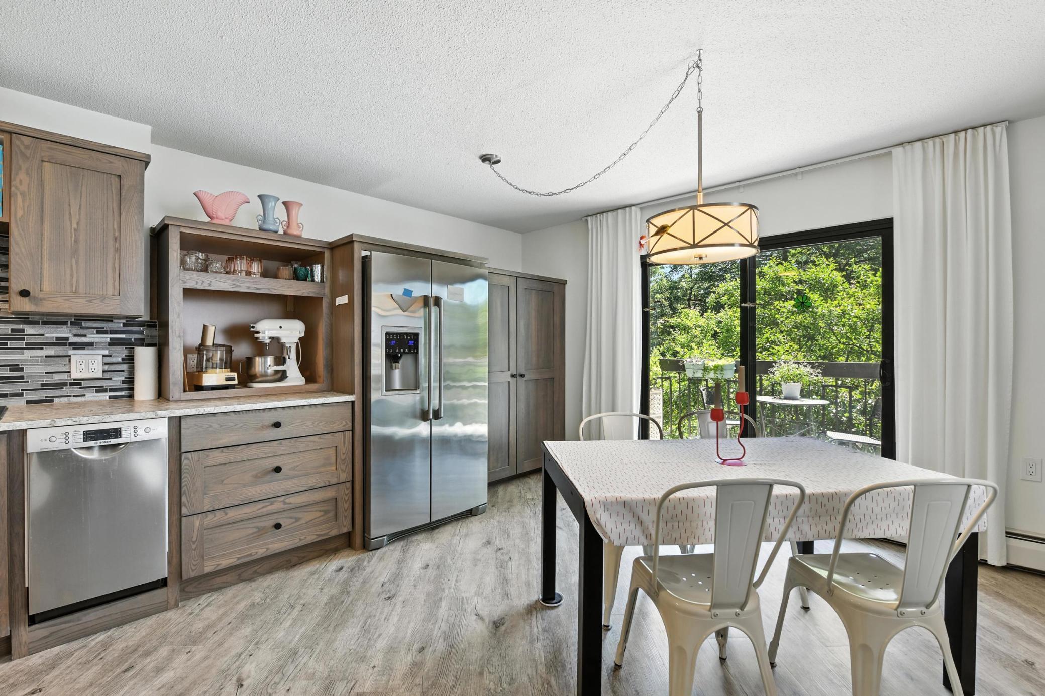 6615 Lake Shore Drive S 317