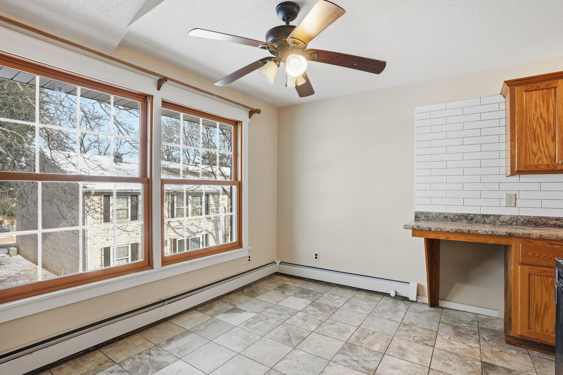 810 Old Settlers Trail 5