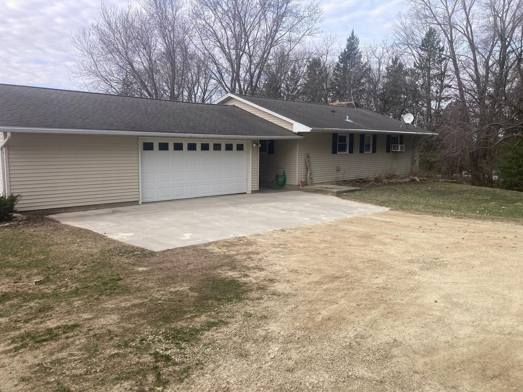 Photo of 12520 440th Street, Wanamingo, MN 55983 (MLS # 7046534)