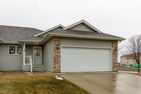Photo of 1447 10th Street N, New Ulm, MN 56073 (MLS # 7036393)