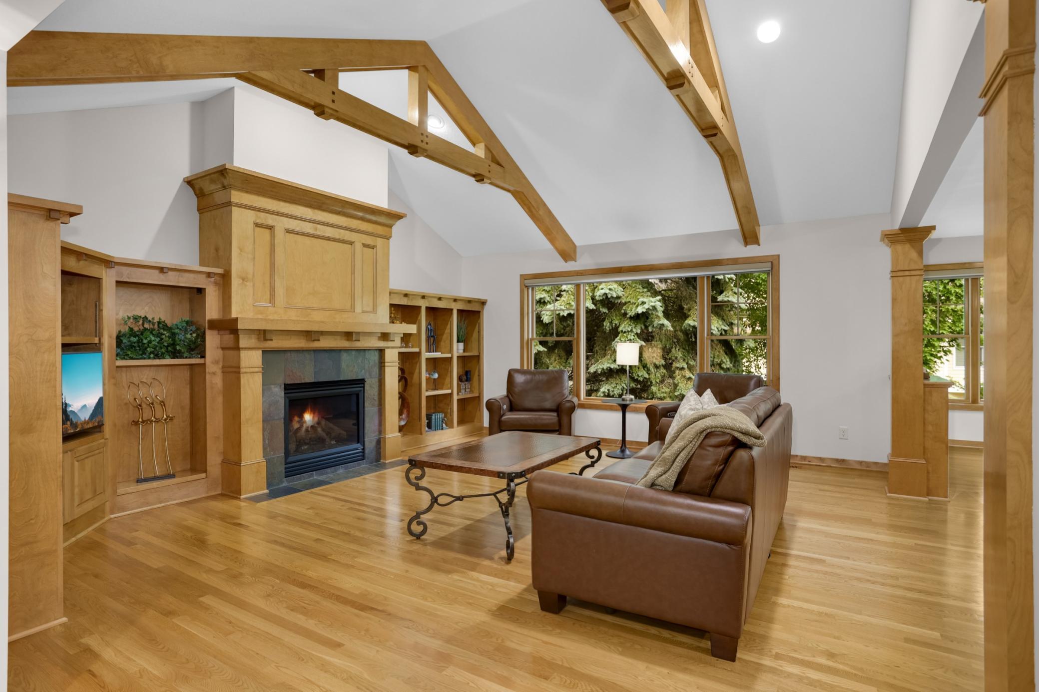 10589 Water Lily Lane