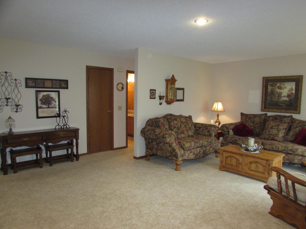 Photo of 1550 Charles Street, Fairmont, MN 56031 (MLS # 7049229)