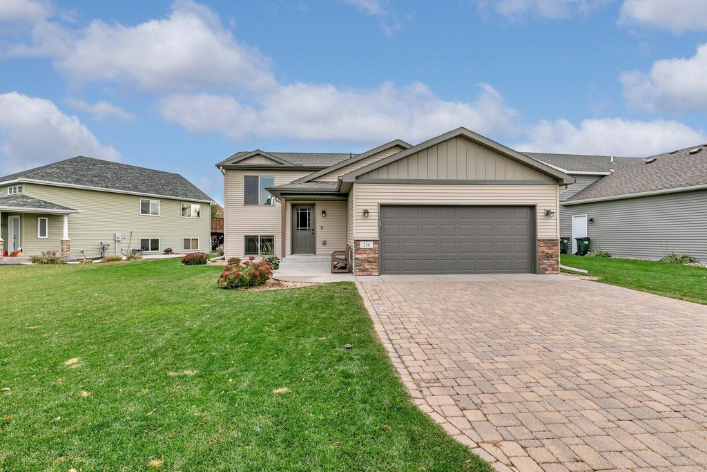 Photo of 216 Victory Loop, Sartell, MN 56377 (MLS # 7001657)