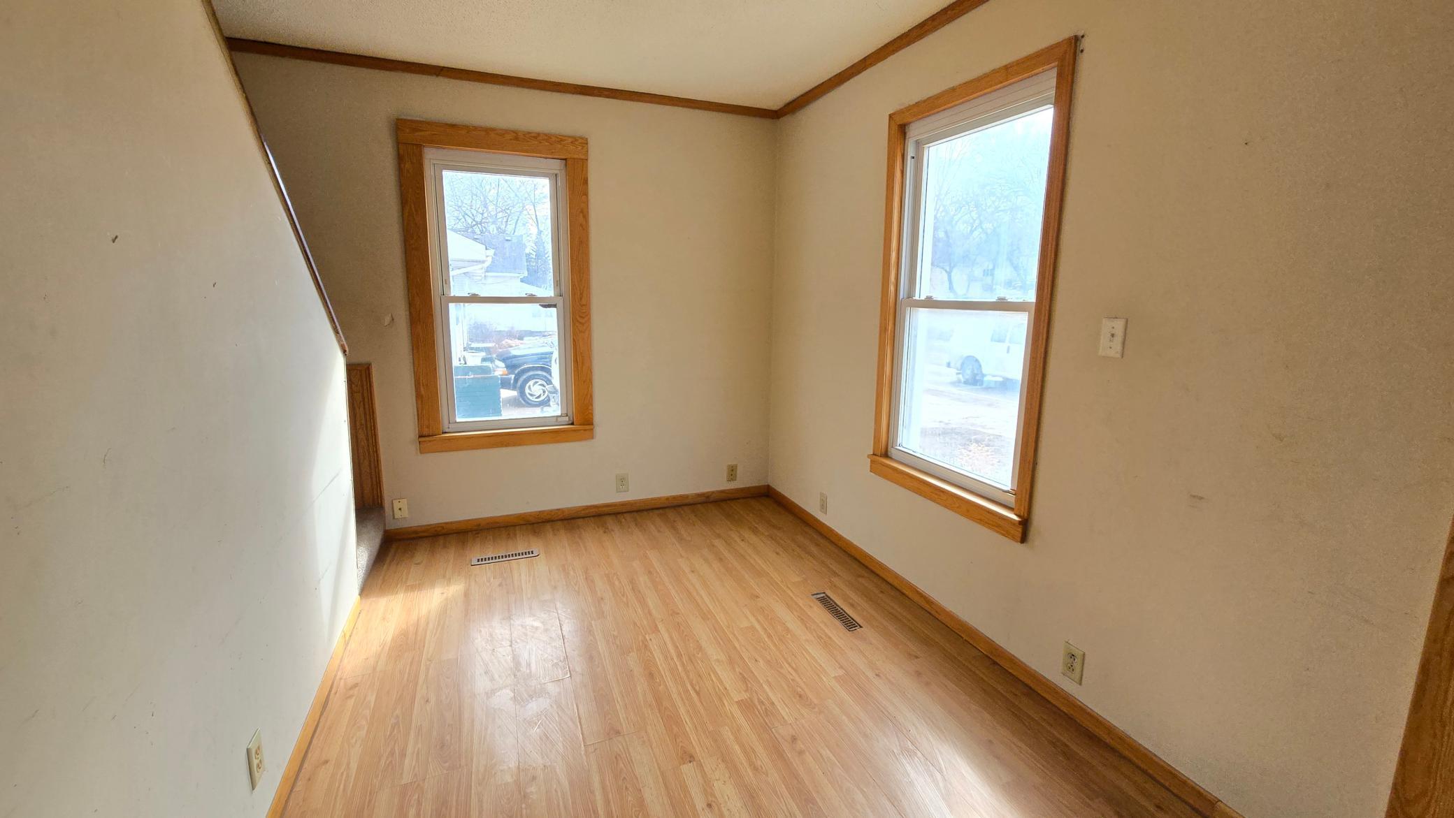 1641 Concord Street S