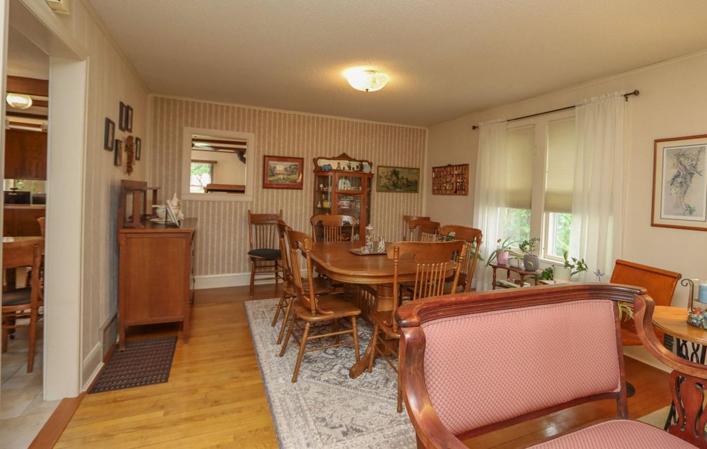 Photo of 321 Center Street, Mankato, MN 56001 (MLS # 7080555)