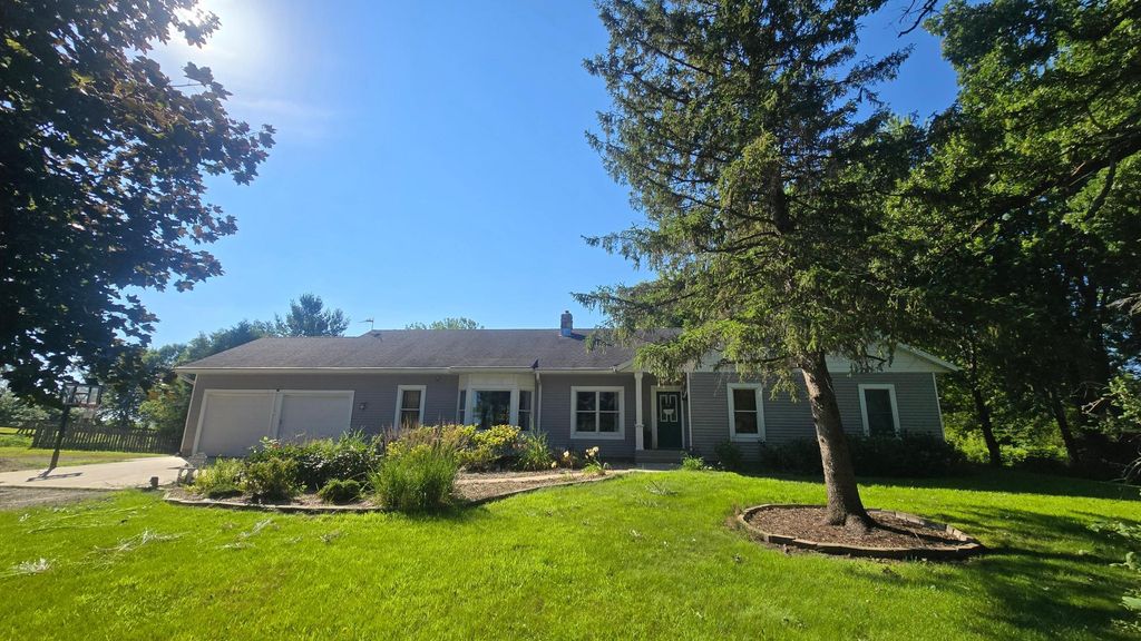 Photo of 26722 825th Avenue, Hollandale, MN 56045 (MLS # 7110554)