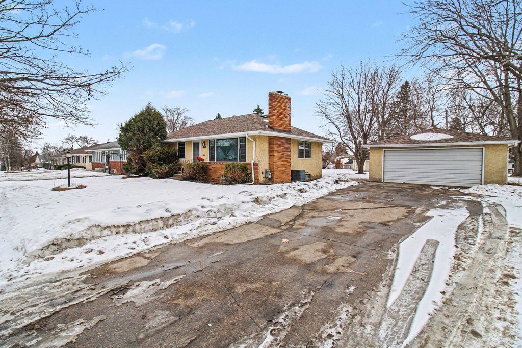 Photo of 1294 Hall Avenue, West Saint Paul, MN 55118 (MLS # 7010561)