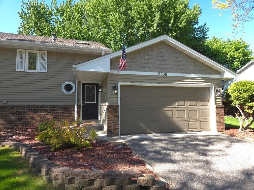 Photo of 2336 Hale Avenue N, Oakdale, MN 55128 (MLS # 7078438)