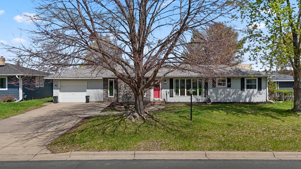 Photo of 3139 68th Street E, Inver Grove Heights, MN 55076 (MLS # 7063019)