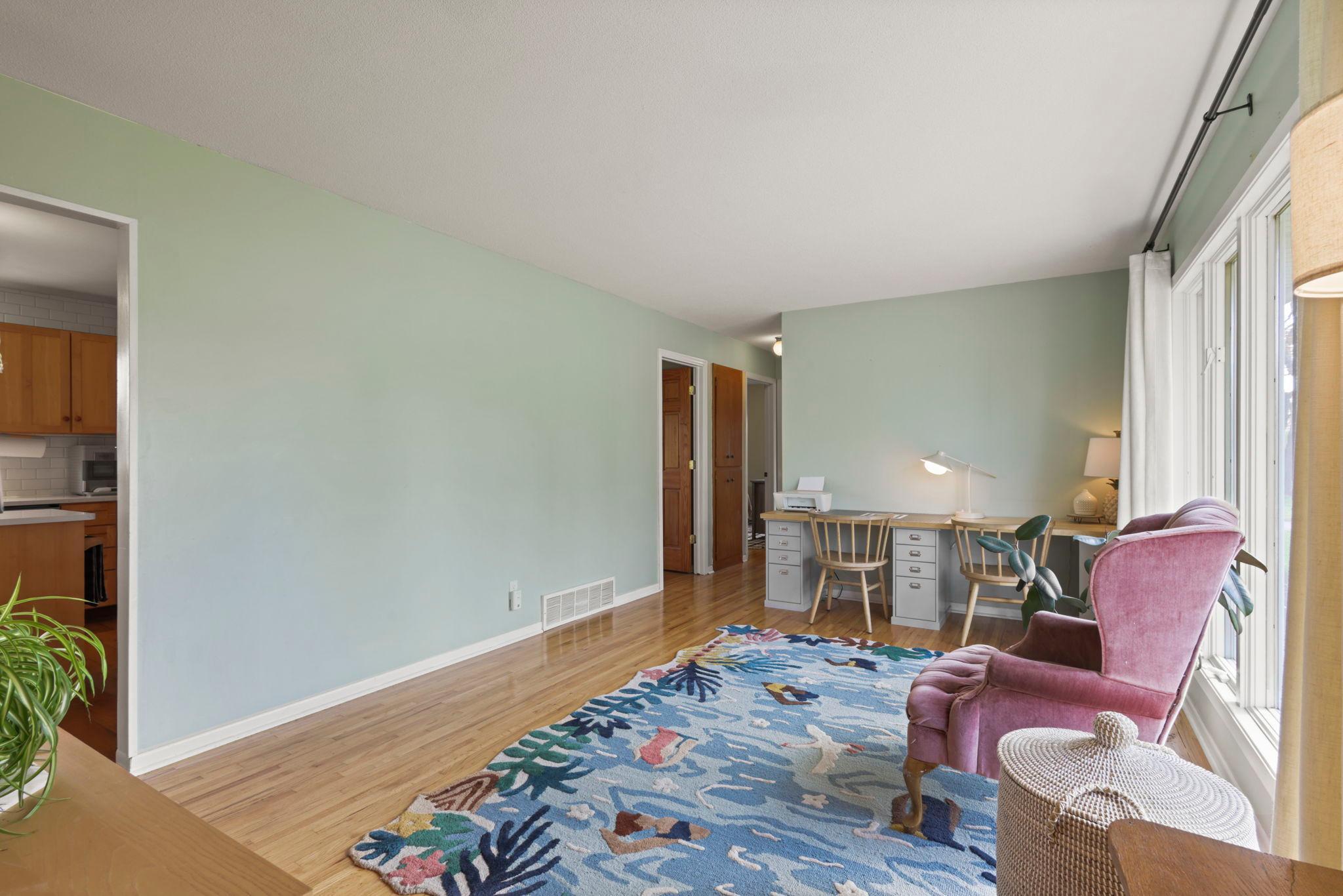 3139 68th Street E