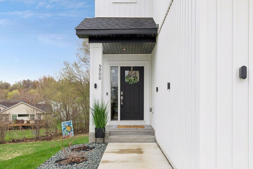 Photo of 5900 Upper 179th Street W, Lakeville, MN 55044 (MLS # 7049479)