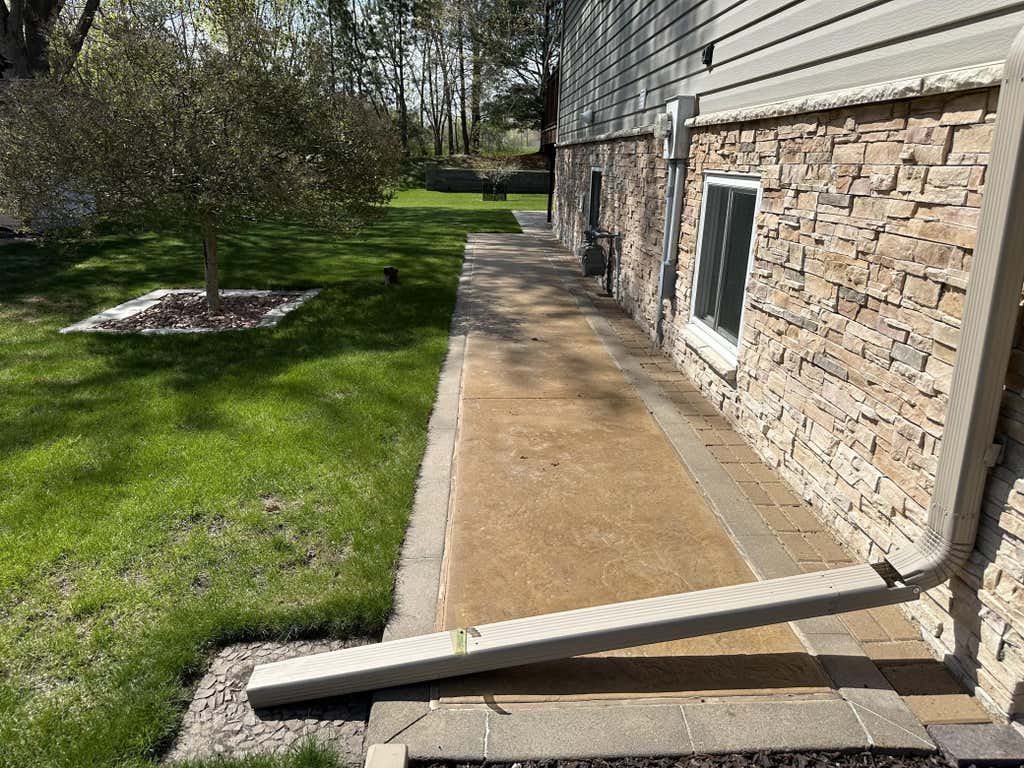 Photo of 446 Hawes Avenue, Vadnais Heights, MN 55127 (MLS # 7071698)