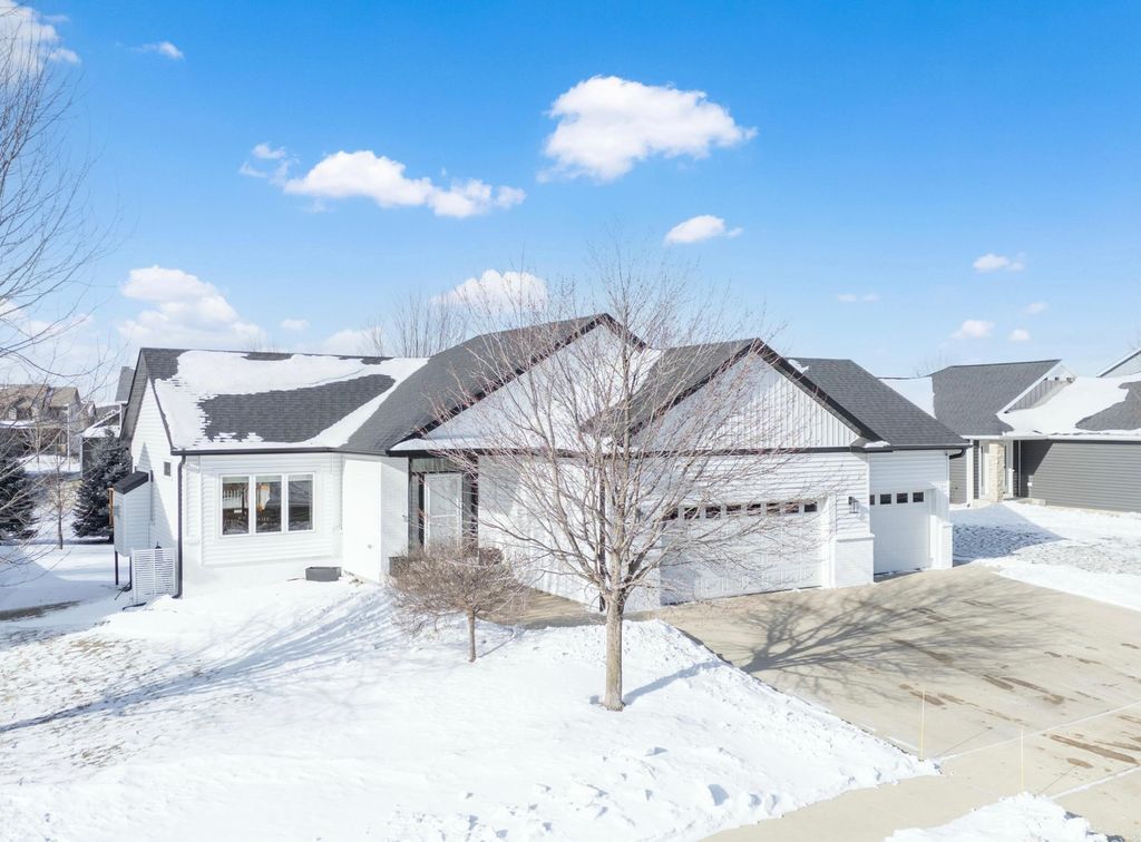 Photo of 3645 Odyssey Drive SW, Rochester, MN 55902 (MLS # 7012733)