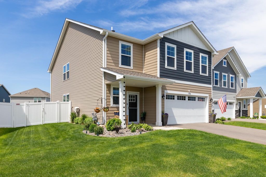 Photo of 10644 Hinton Avenue S, Cottage Grove, MN 55016 (MLS # 7082785)