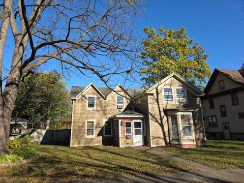 208 6th Street W Hastings MN 55033