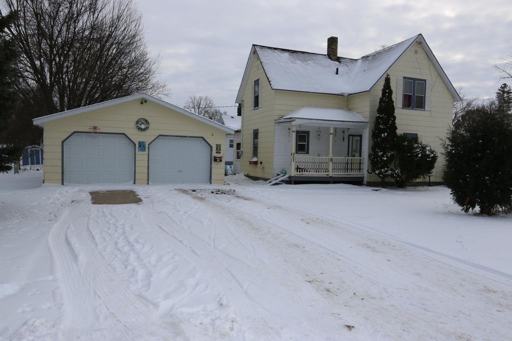 Photo of 357 5th Avenue SW, Perham, MN 56573 (MLS # 6823401)