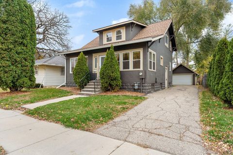 Photo of 1008 3rd Avenue NW, Austin, MN 55912 (MLS # 6815847)