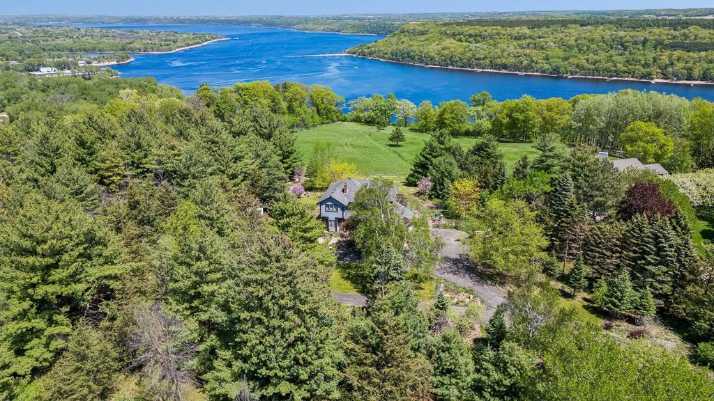 Photo of 4099 Penfield Court S, Afton, MN 55001 (MLS # 7071822)