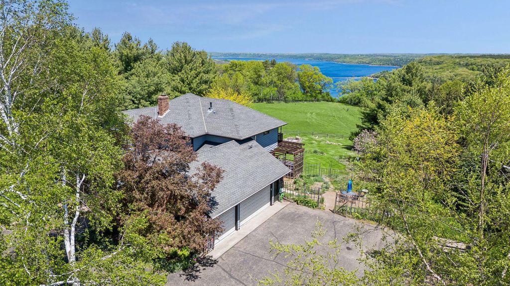 Photo of 4099 Penfield Court S, Afton, MN 55001 (MLS # 7071822)