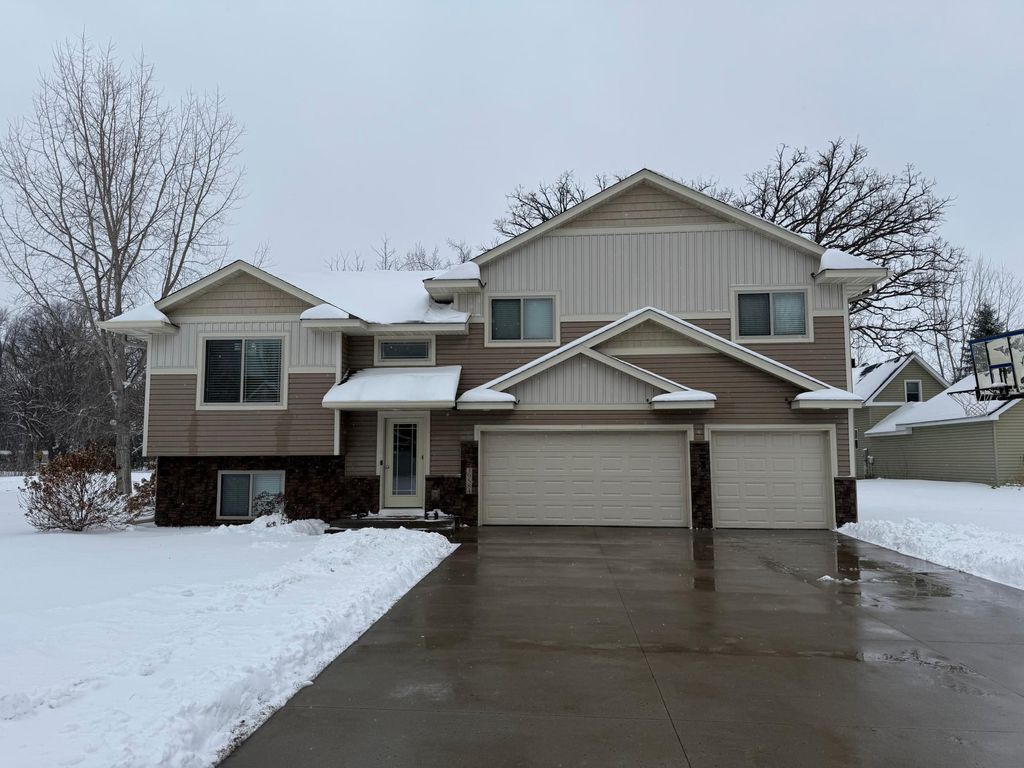 Photo of 39584 Oak Park Trail, North Branch, MN 55056 (MLS # 7037089)