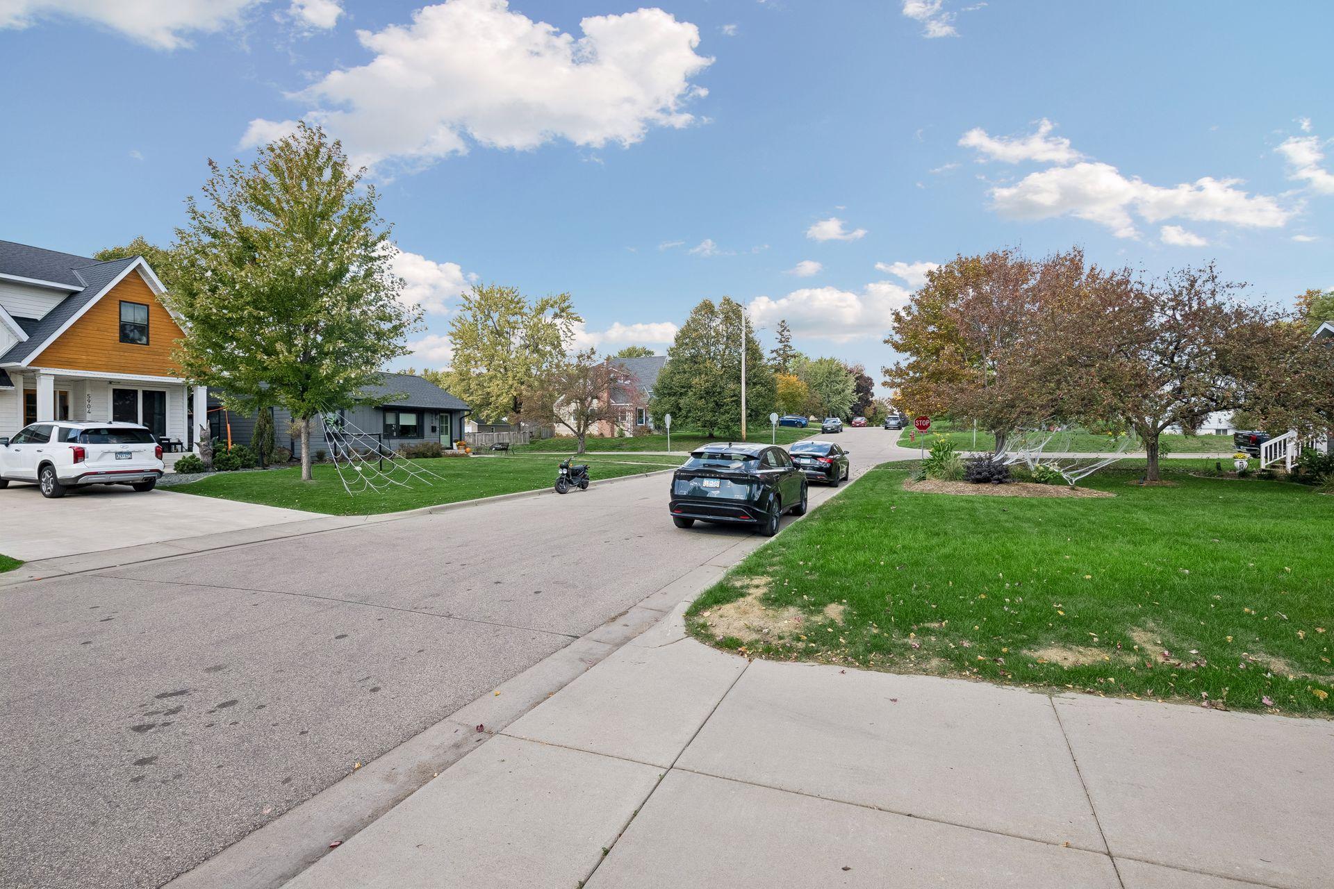 5905 Zenith Avenue S