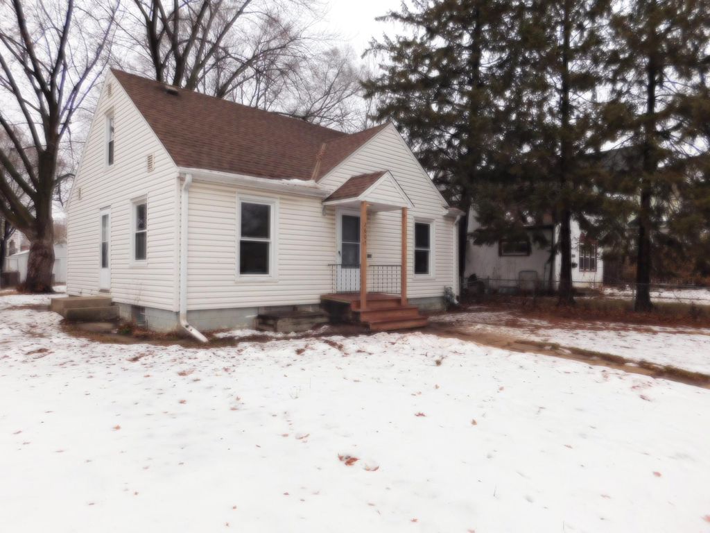 Photo of 2607 Girard Avenue N, Minneapolis, MN 55411 (MLS # 7002794)