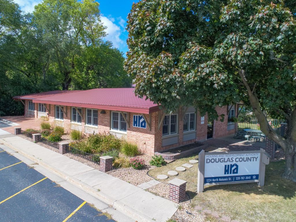 Photo of 1224 N Nokomis NE, Alexandria, MN 56308 (MLS # 7007206)