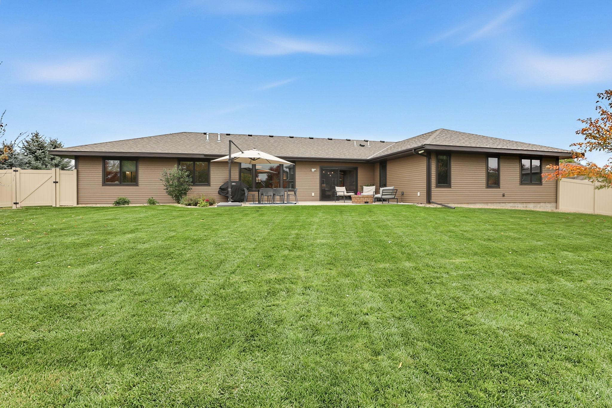 3558 Wildflower Road S