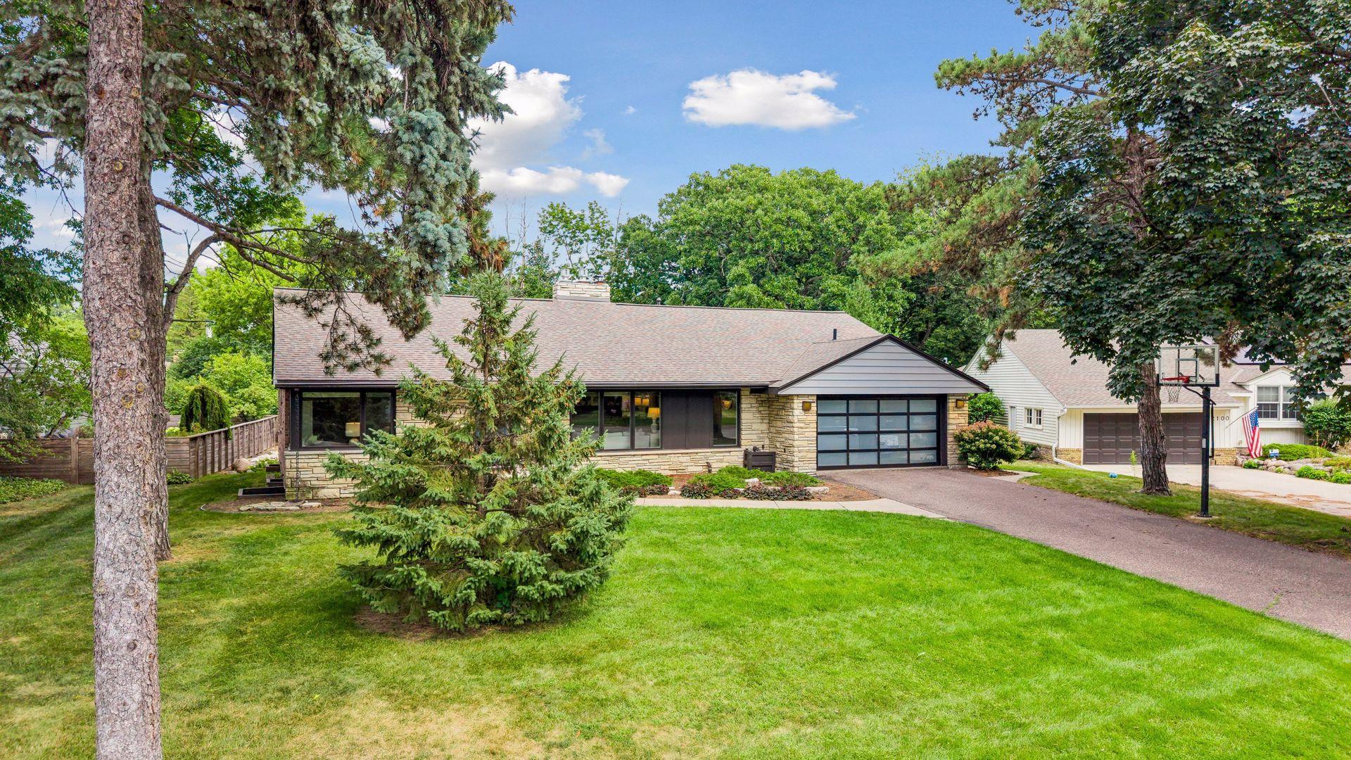 2096 Lower Saint Dennis Road