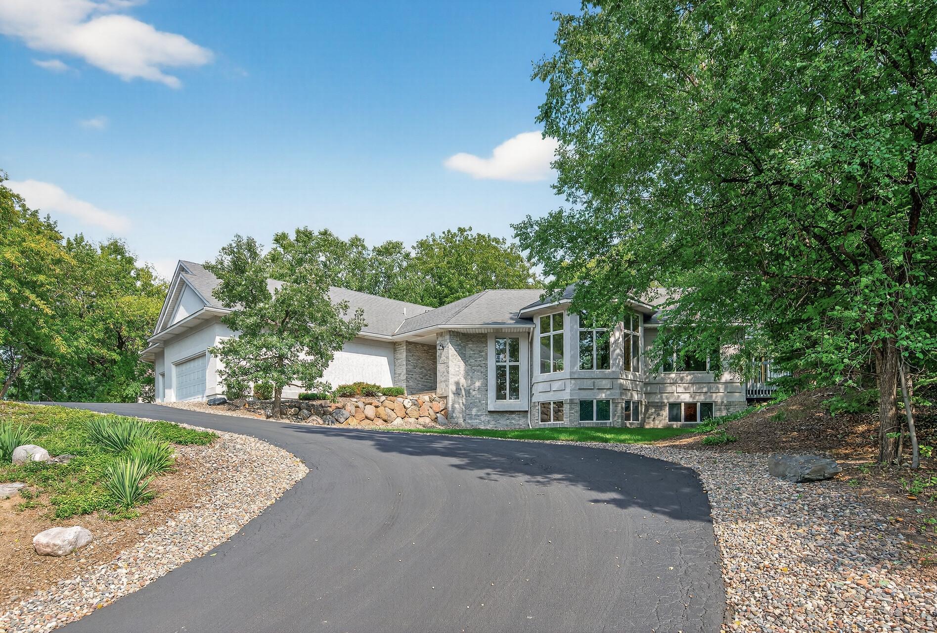 2520 Arbor Court