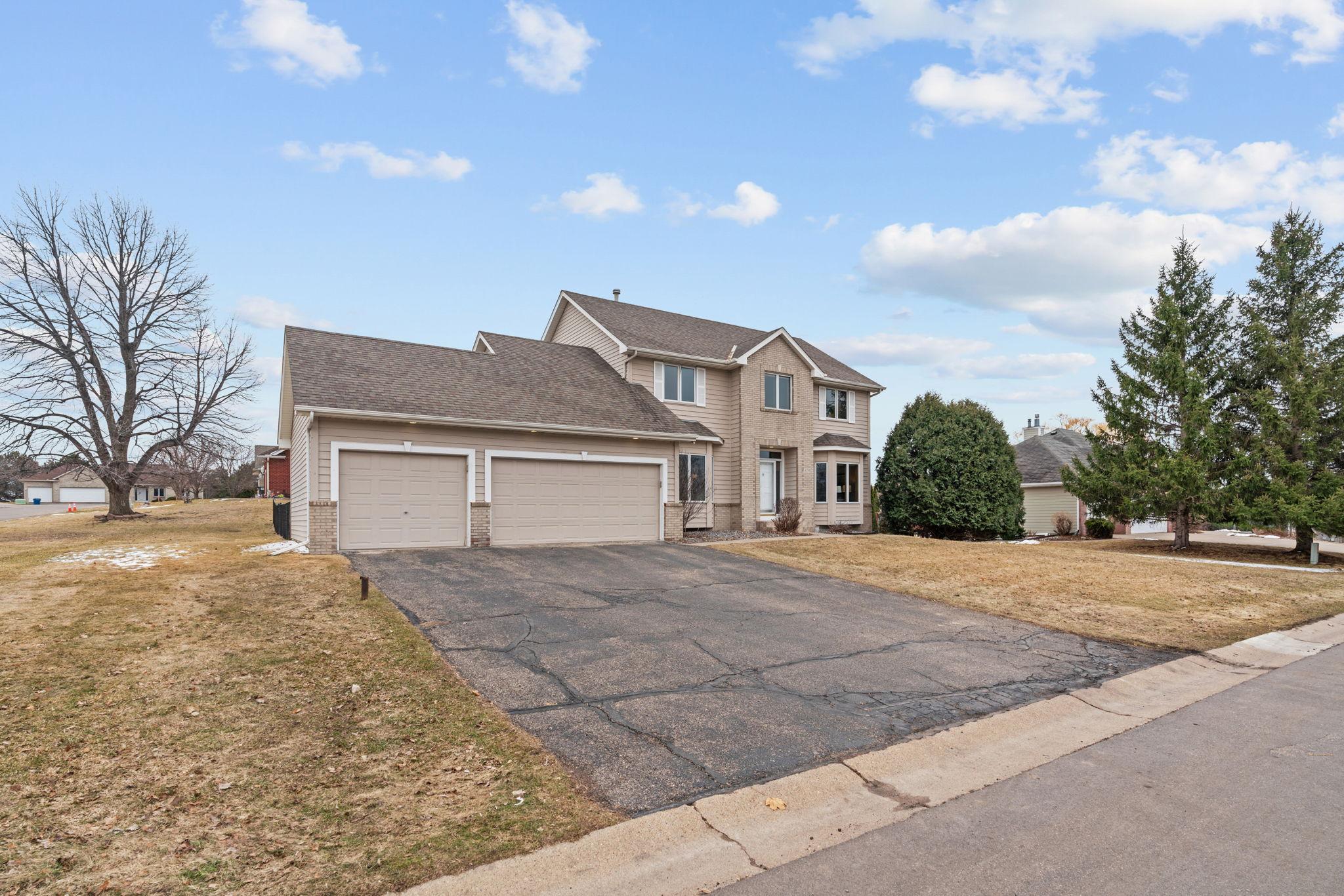 4290 Cottonwood Lane N