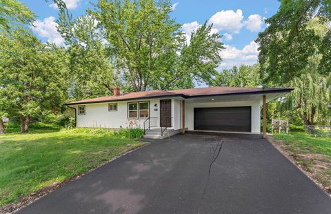 405 Judith Avenue Roseville MN 55113