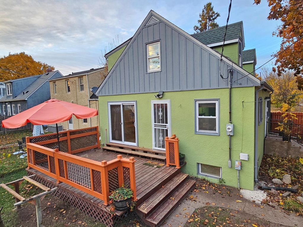 Photo of 1836 Bush Avenue E, Saint Paul, MN 55119 (MLS # 7005251)