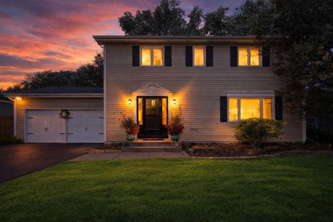 Photo of 6925 Willow Lane, Brooklyn Center, MN 55430 (MLS # 7030629)