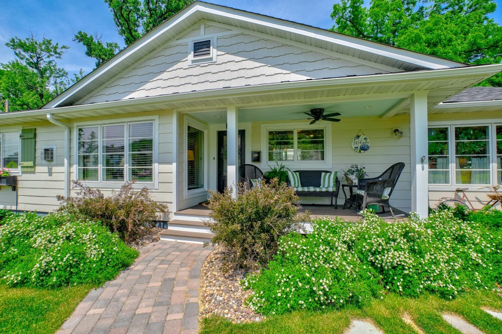 Photo of 607 Vine Street, Hudson, WI 54016 (MLS # 7086364)