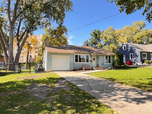 905 9TH AVE NW, ROCHESTER, MN 55901 - Image 26aff1ebb6ee14d37d7247f5e6d5a4e2/4060784125