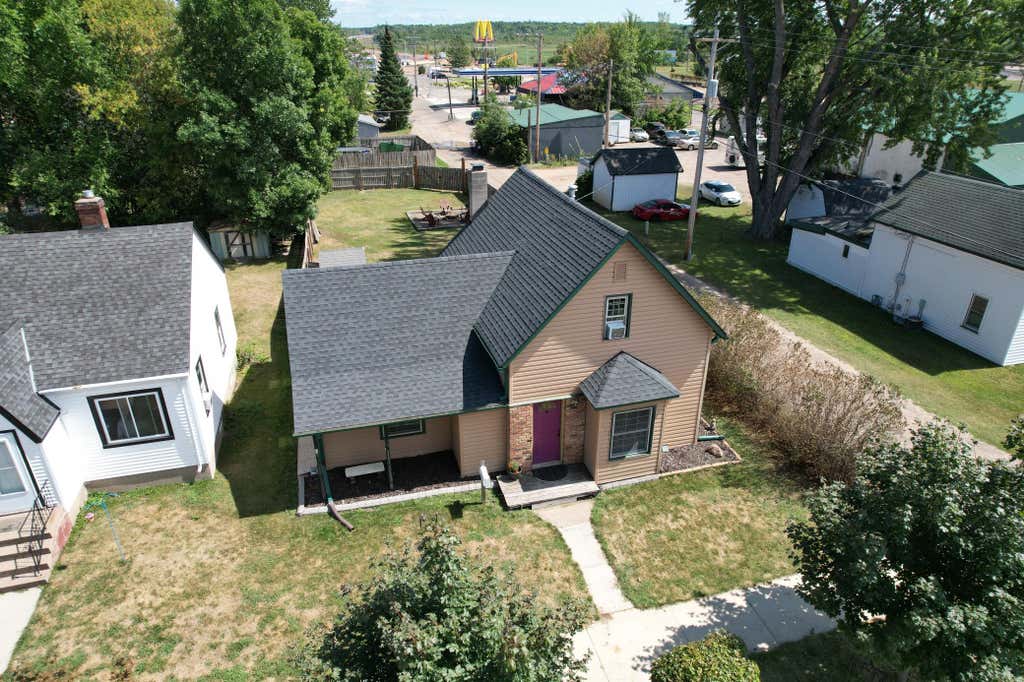 Photo of 112 4th Avenue NE, Brainerd, MN 56401 (MLS # 7133974)