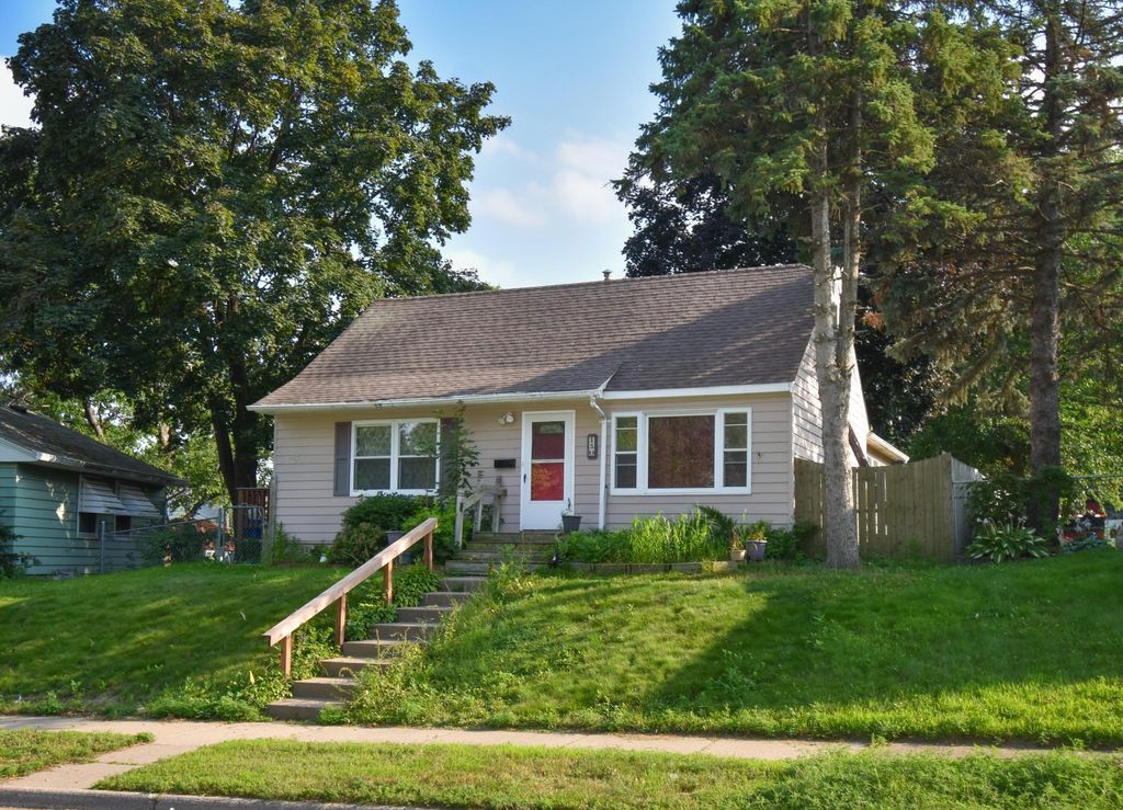 Photo of 150 Westchester Drive, West Saint Paul, MN 55118 (MLS # 7005418)