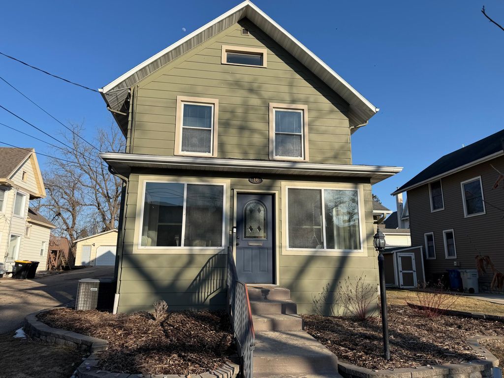 Photo of 16 7th Avenue NE, Rochester, MN 55906 (MLS # 7031871)