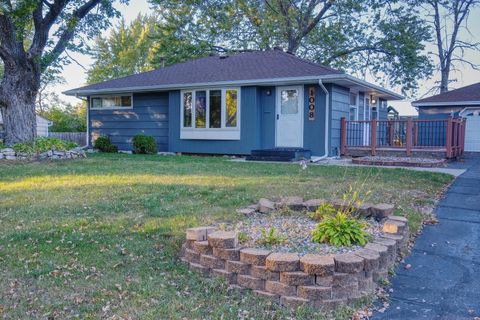 1008 W 80 1/2 Street Bloomington MN 55420