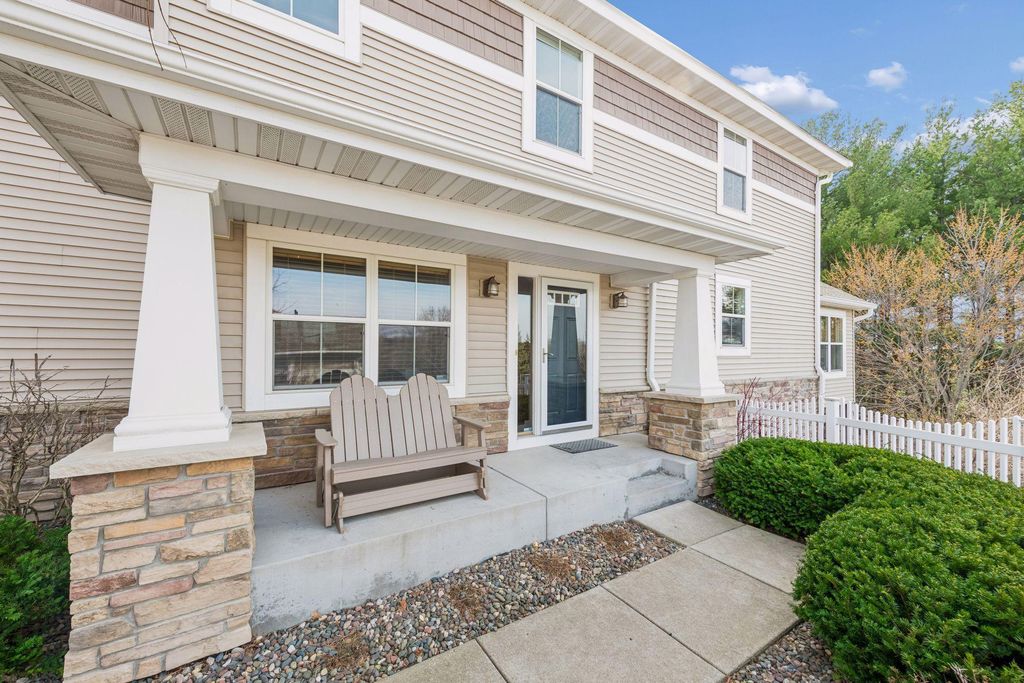 Photo of 9980 Indigo Drive, Eden Prairie, MN 55347 (MLS # 7048003)