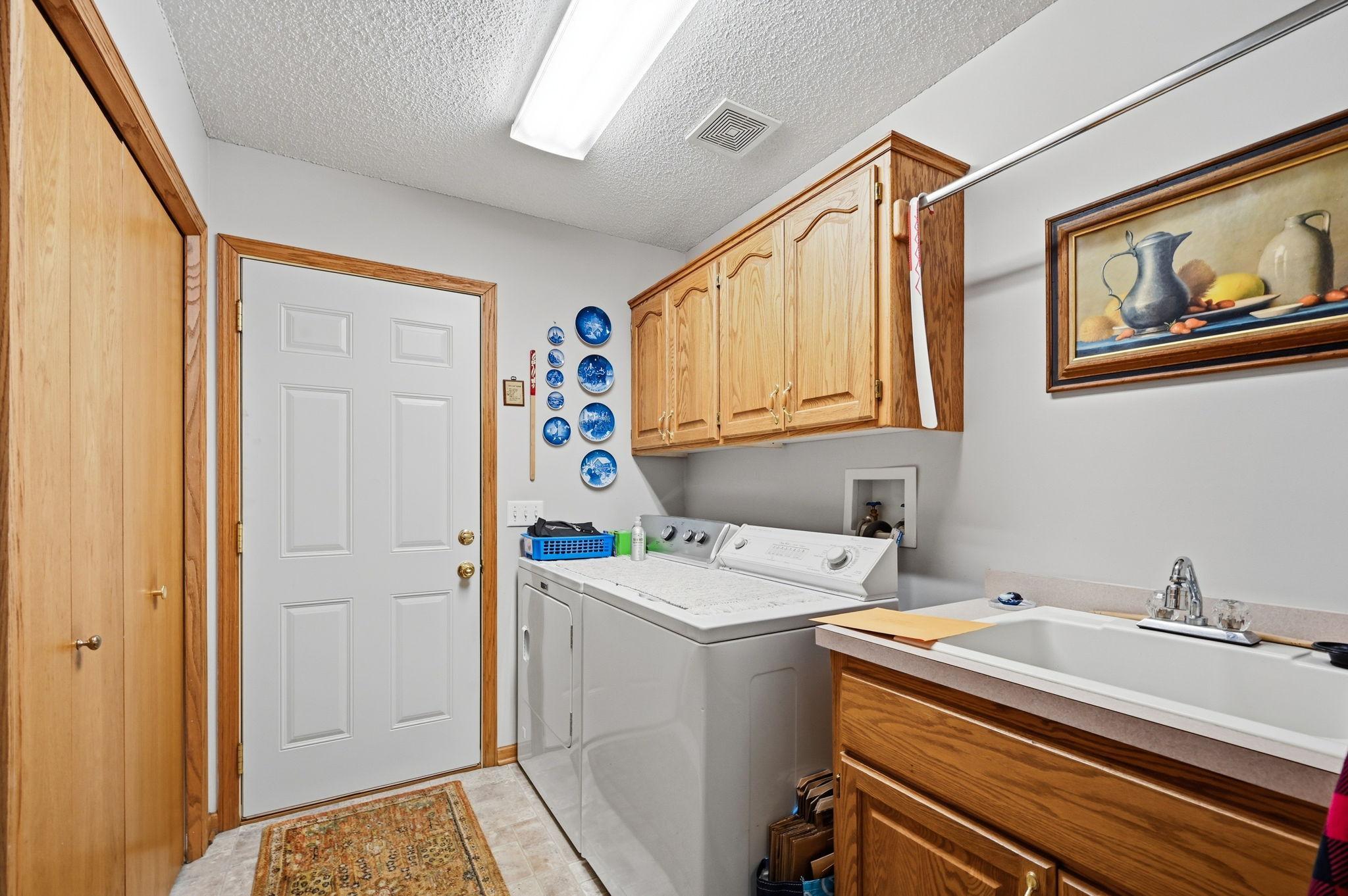 6742 Gretchen Lane N