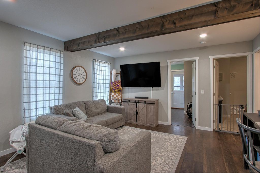 Photo of 212 Forest Avenue W, Mora, MN 55051 (MLS # 7029222)