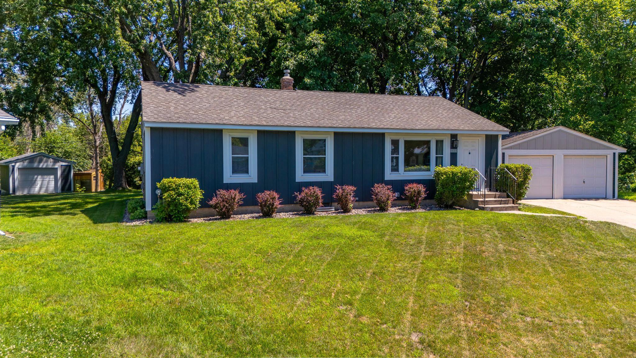 6332 Oak Knoll Plaza